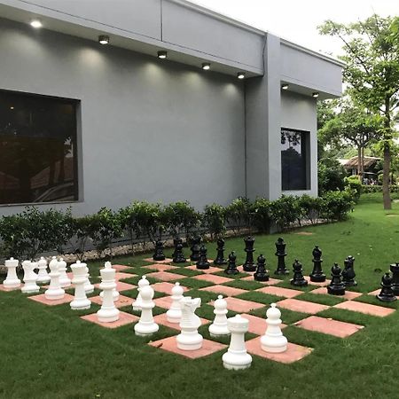 Shri Radha Brij Vasundhara Resort & Spa Govardhan Esterno foto