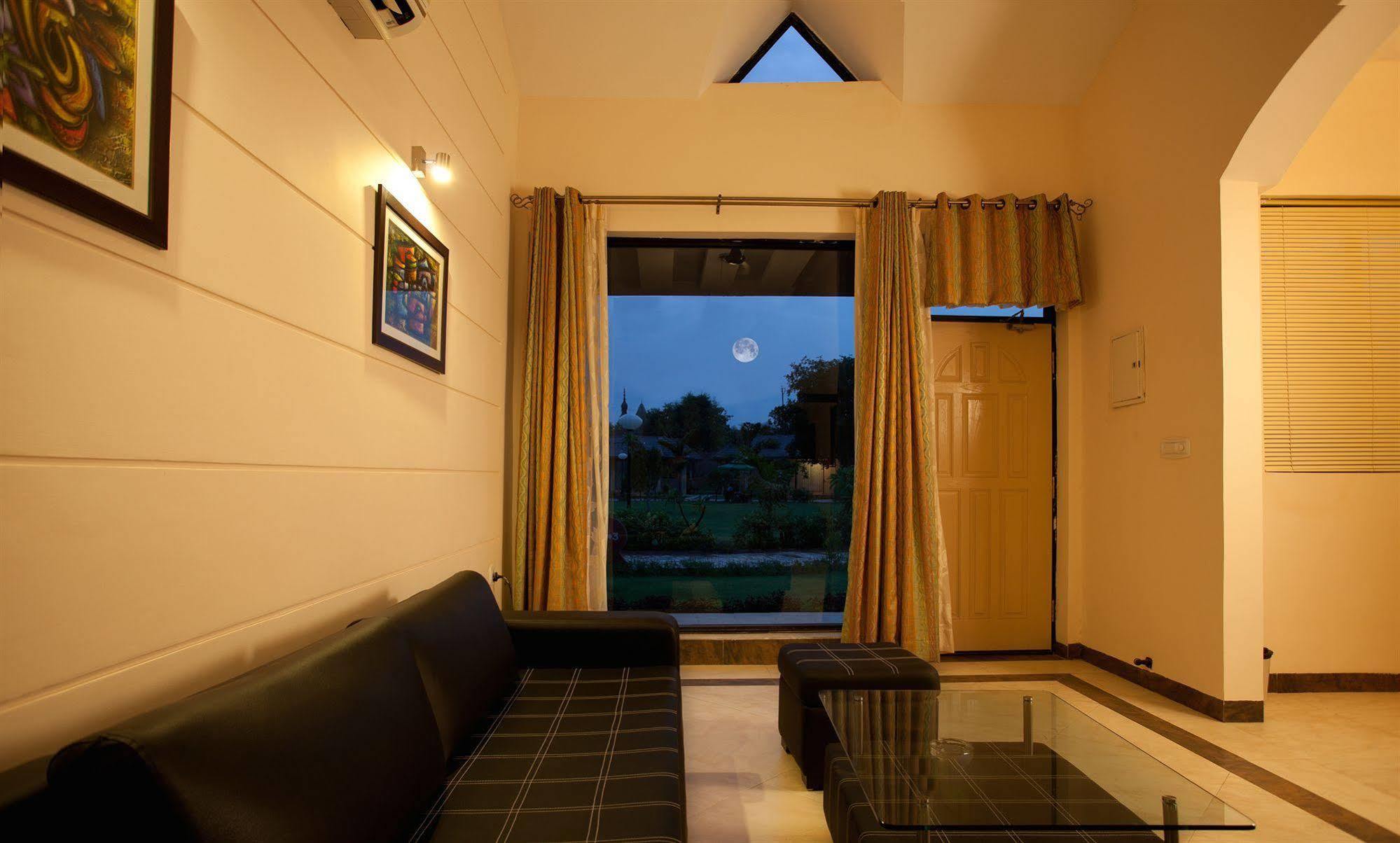 Shri Radha Brij Vasundhara Resort & Spa Govardhan Esterno foto