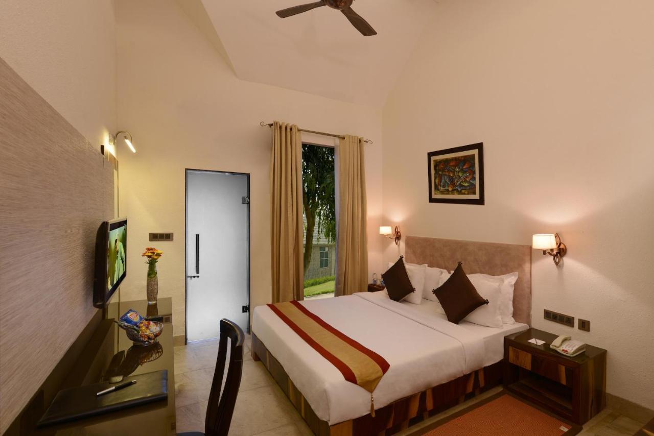 Shri Radha Brij Vasundhara Resort & Spa Govardhan Esterno foto