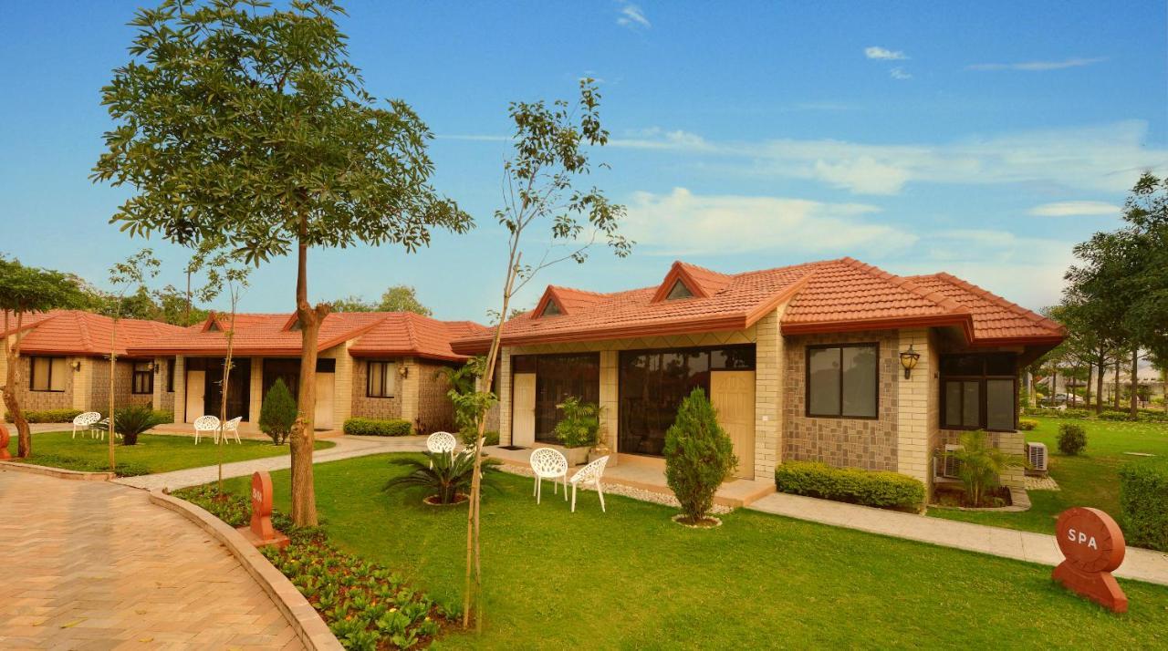 Shri Radha Brij Vasundhara Resort & Spa Govardhan Esterno foto
